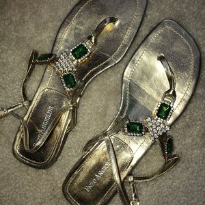 Enzo Angiolini Gold sandals! Size 7